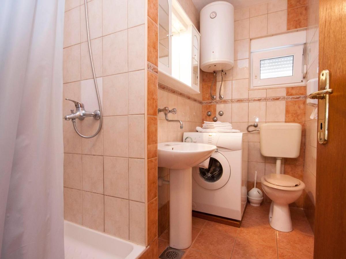 Apartments Skarpa 1601 로고즈니차 외부 사진